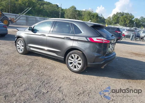 2020 Ford Edge Titanium z USA, uszkodzony, nr VIN 2FMPK3K92LBA45607